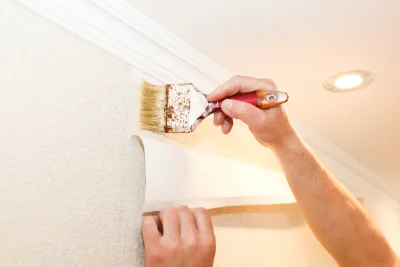 Pose de papier peint à Guerting — revêtements muraux et toiles de verre